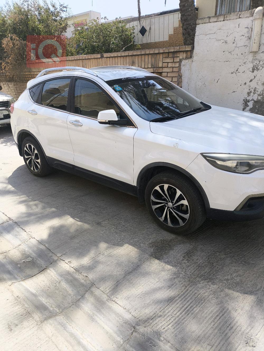 FAW Besturn X80
